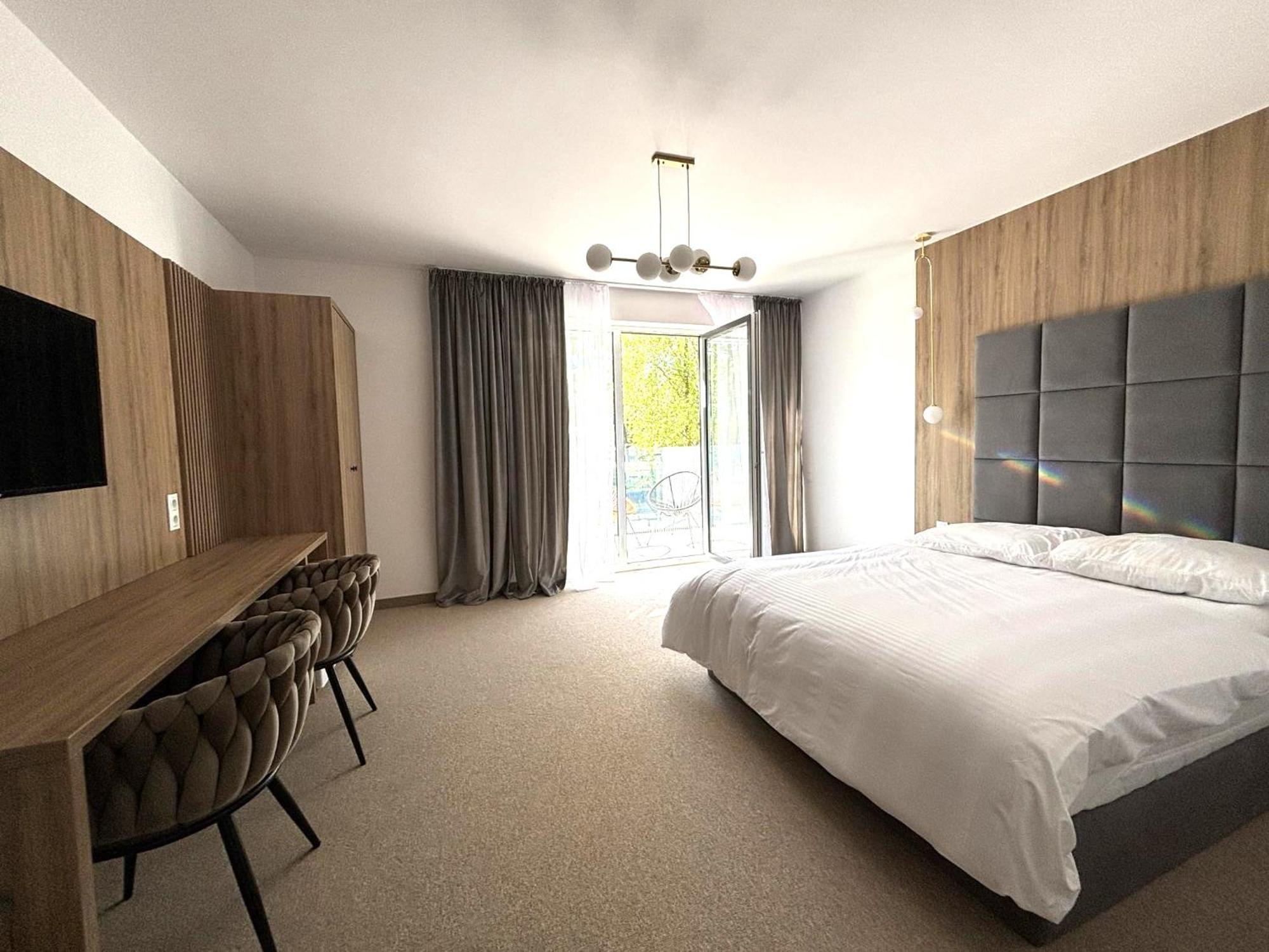 Resort Eden Premium Jastrzebia Gora Bagian luar foto